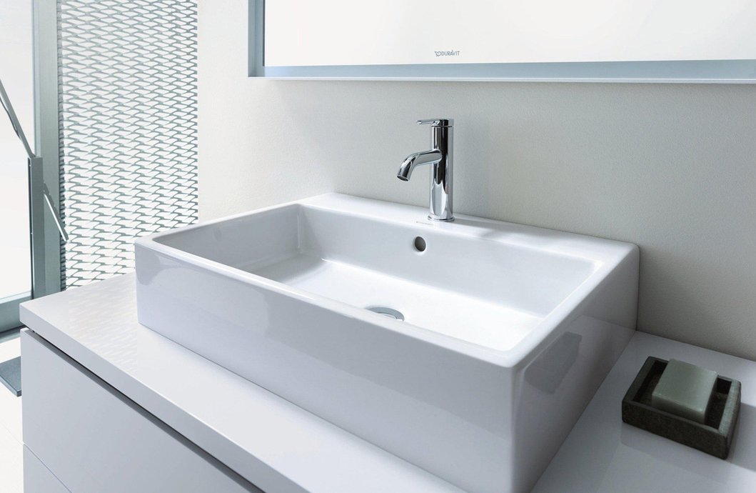 Vasque à poser VeroAir avec plage pour robinetterie