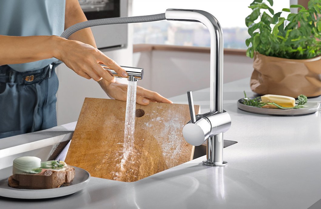 Mitigeur de cuisine Minta en L avec douchette extractible