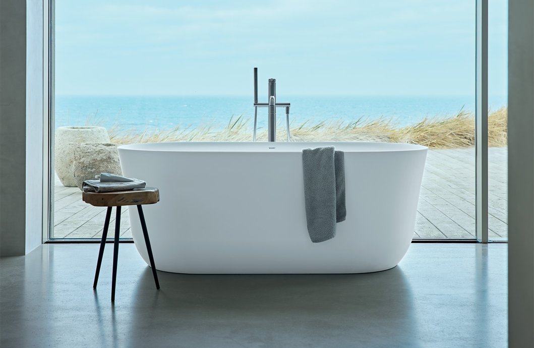 Free-standing bathtub Soleil by Starck