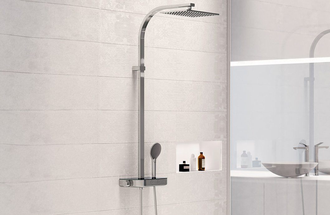 Shower tower Moby
