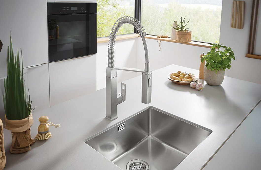 Kitchen mixer tap EuroCube Professional