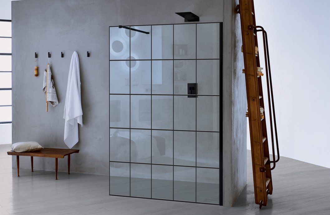 Walk-in shower panel A16 8 mm crossbar finish