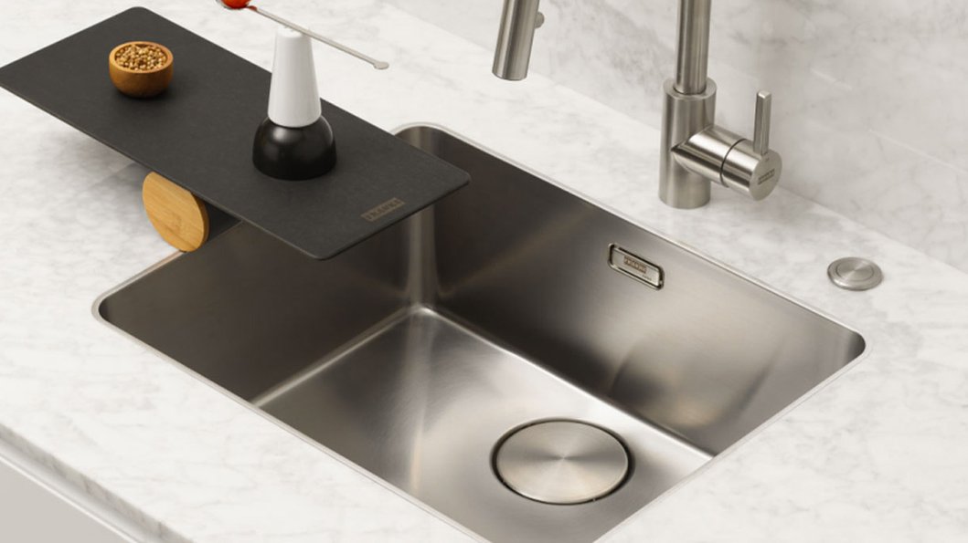 Undermount sinks Mythos