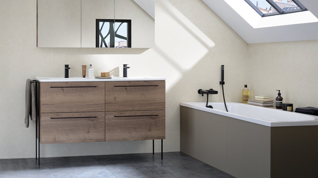 Furniture range Impact - 4-drawer unit in Tobacco Oak, W. 140 cm