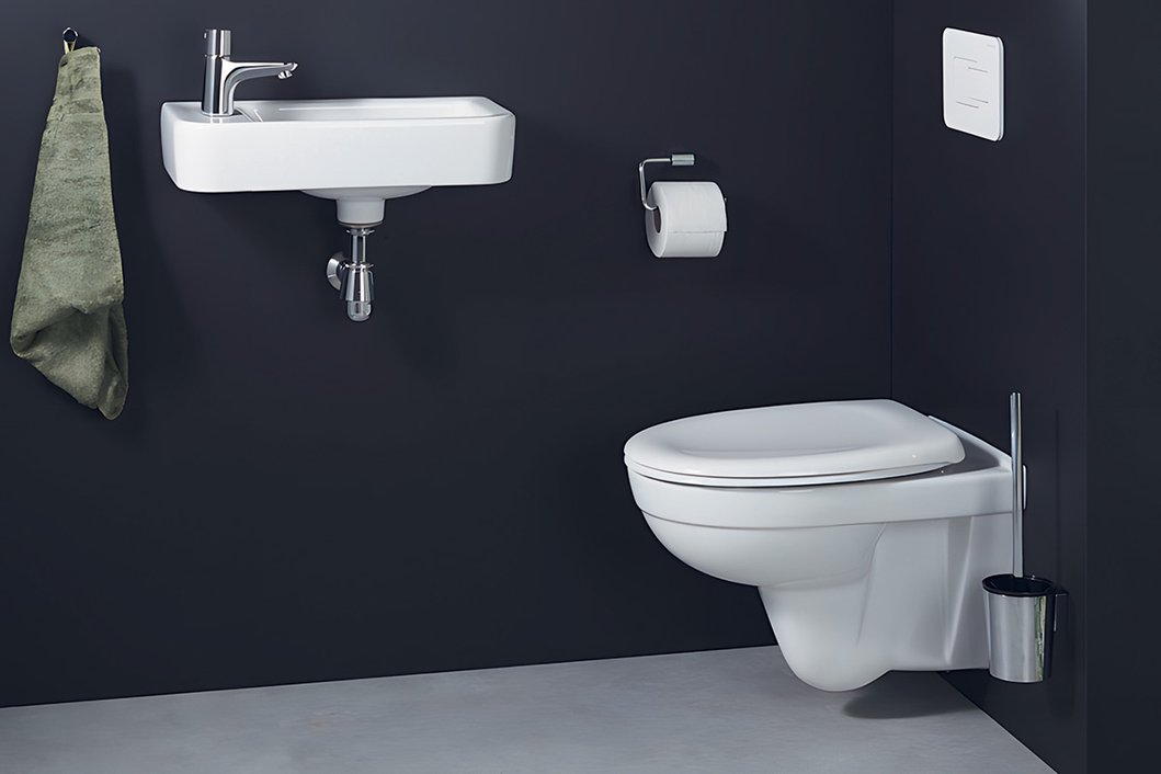 Wall-mounted toilet Clivia (accessories)