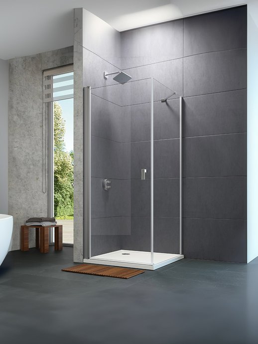 Hinged door Design Pure for niche or corner installation or corner entry