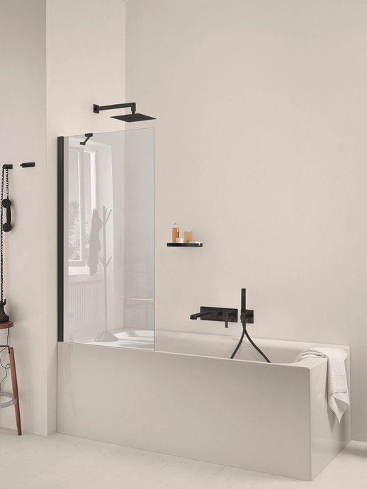 Bathtub screen A16 with 1 fixed panel and brace