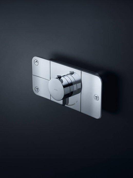 Built-in showers Built-in thermostat One, 3 outlets