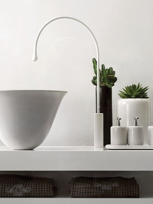 Bathroom tap range Goccia