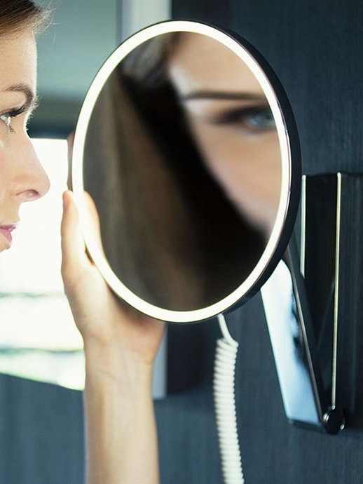 Make-up mirror ILookMove