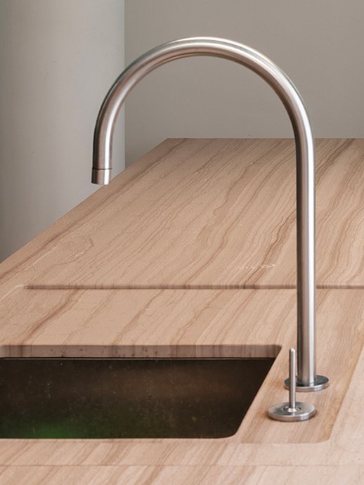 Kitchen tap range Plug