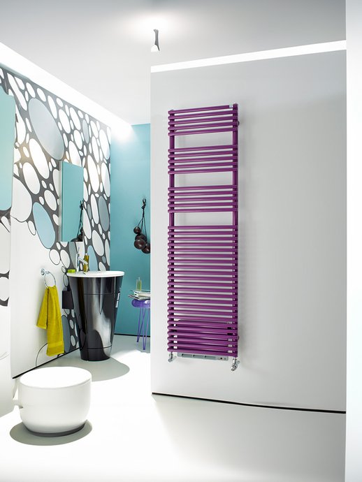 Towel radiator Zehnder Forma Air central heating