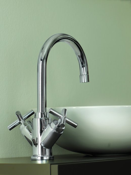 Bathroom tap range Quattro