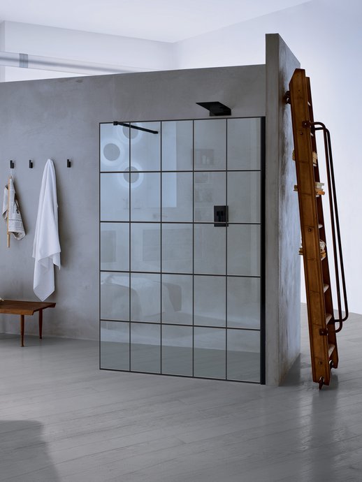 Walk-in shower panel A16 8 mm crossbar finish