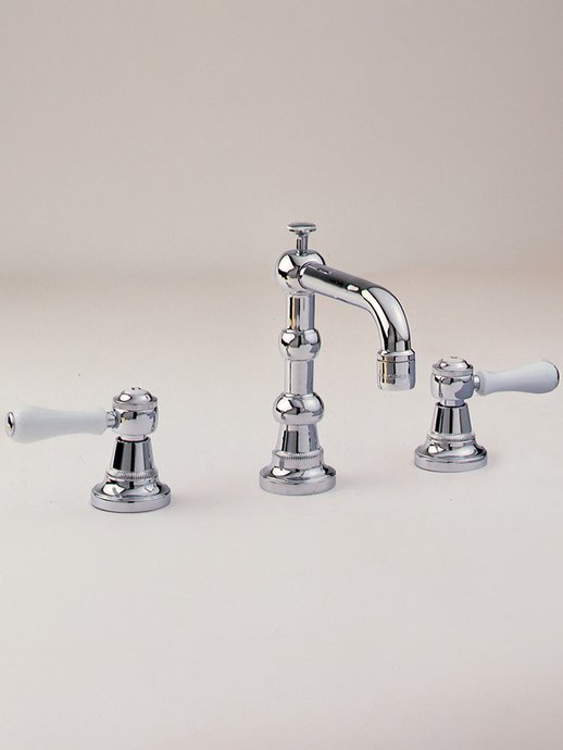 Three-hole mixer tap 1935