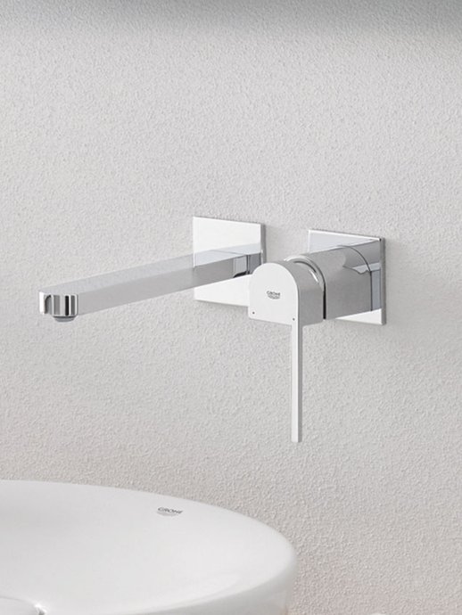 Wall-mounted mixer tap Plus