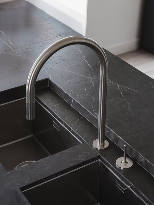 Keukenkraan twee gats Plug met sproeier