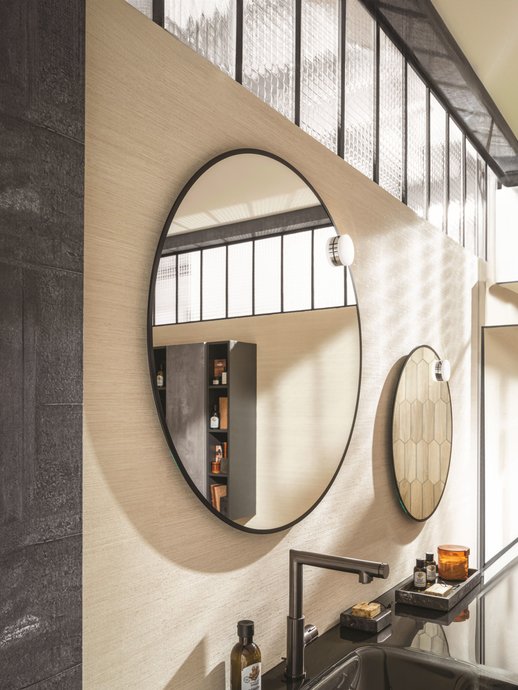 Mirror round