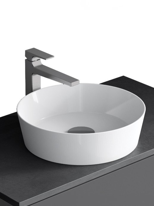 Freestanding washbowl Source