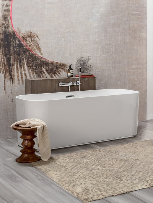 Free-standing bathtub Finion